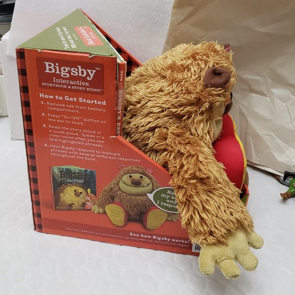 Hallmark Bigsby Interactive Book and Toy Set - Picture 7 of 7
